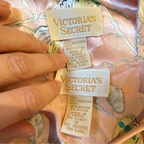 Vintage VICTORIA’S SECRET Gold Label Pink Lace Butterfly 2-Piece Robe Gown Set-S - Picture 11 of 12